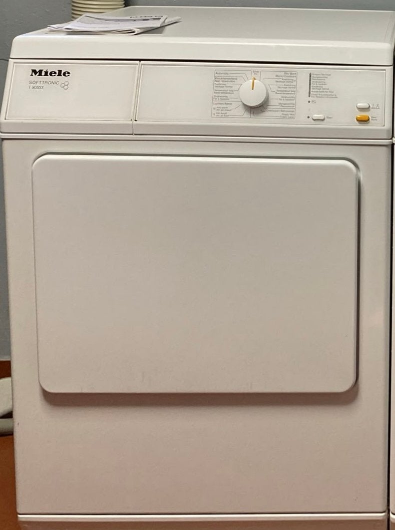 MIELE droogkast met luchtafvoer T8303, Electroménager, Évacuation d'air, 4 à 6 kg, Programme laine, Chargeur frontal