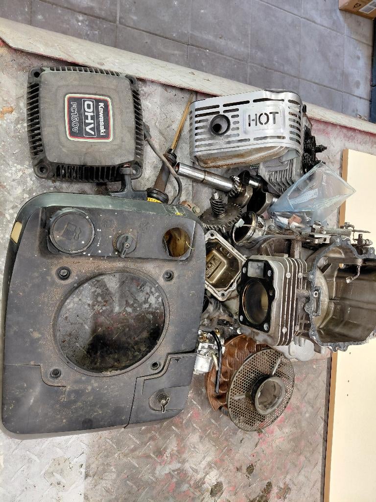 Kawasaki FC150V motor onderdelen grasmaaier, Ophalen, Gebruikt, Benzine-grasmaaier