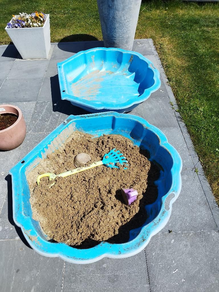 Zandbak schelp set (2 stuks) + zand + speelgoed, Kinderen en Baby's, Speelgoed | Buiten | Zandbakken, Ophalen, Gebruikt
