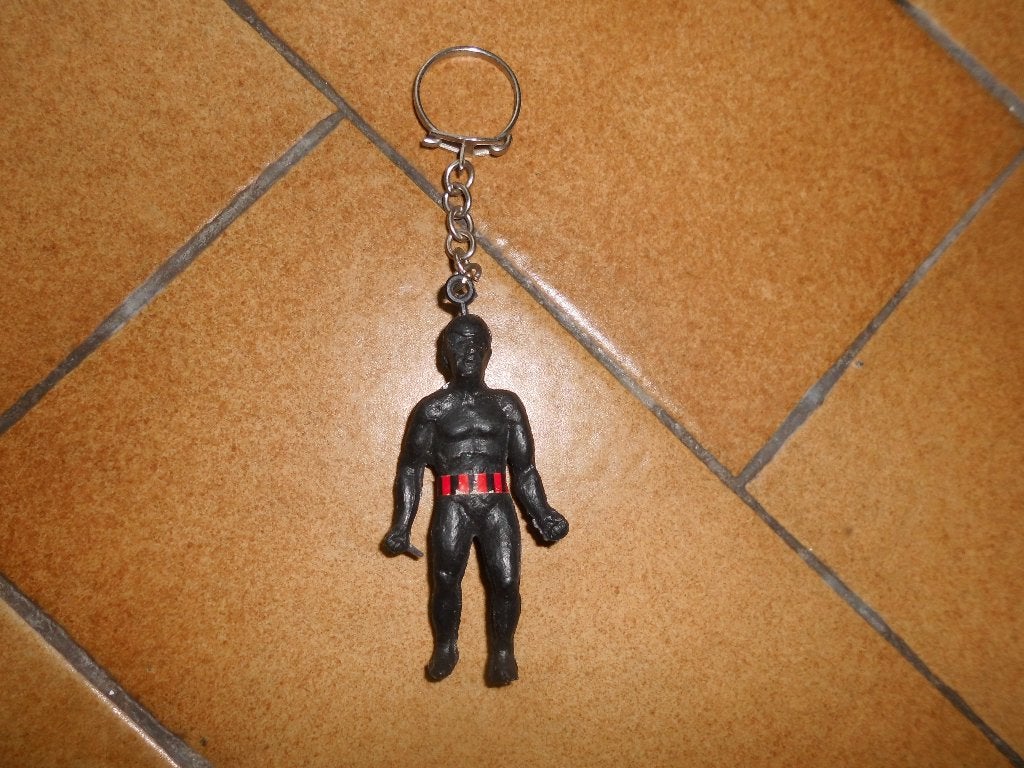 ancienne figurine PVC en porte clef " danger diabolik" 1968, Enlèvement ou Envoi