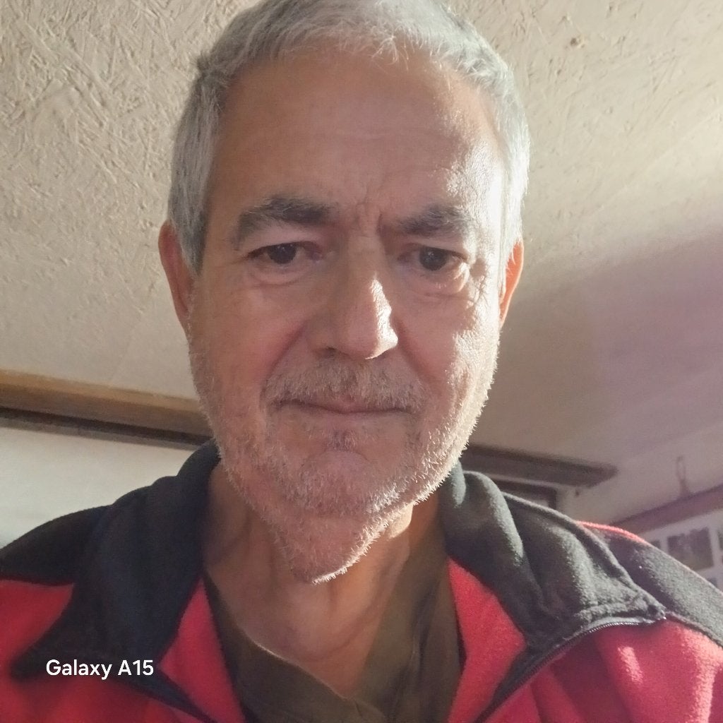 HOMME PLUS ÂGÉ CHERCHE FEMME PLUS ÂGÉE, Contacts & Messages