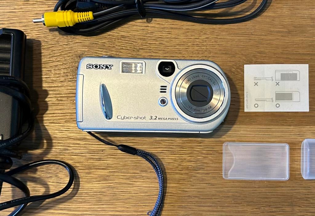 Sony cybershot dsc P72, Ophalen, Zo goed als nieuw, Sony