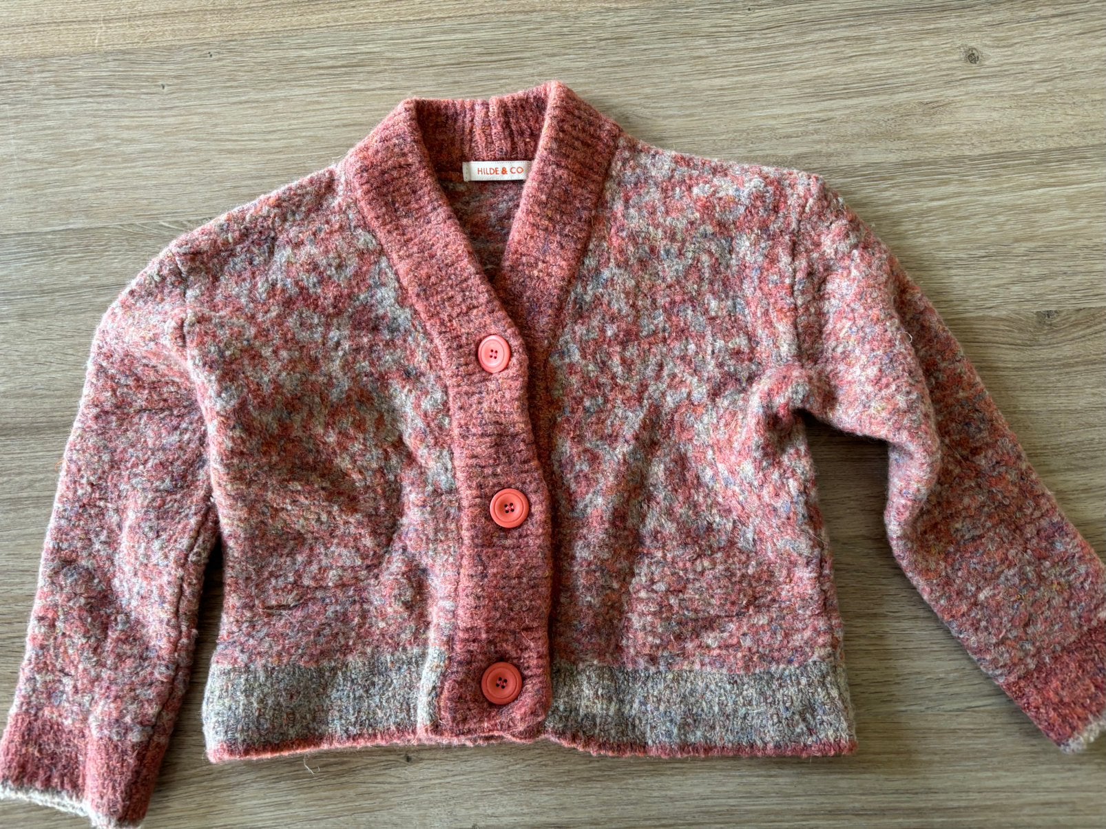 Nieuw. Vestje van Hilde & Co, maat 116 ( Doos1), Kinderen en Baby's, Ophalen of Verzenden, Nieuw, Meisje, Trui of Vest