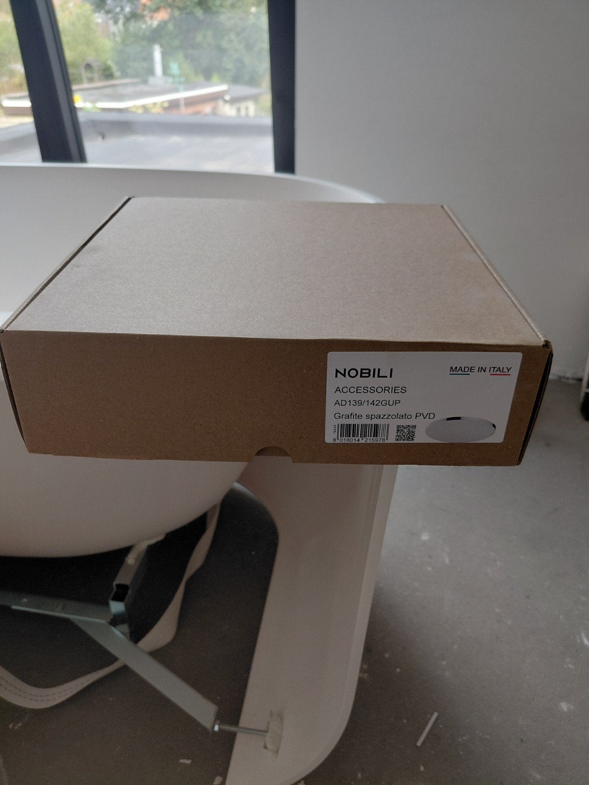 HOOFDDOUCHE UNIVERSEEL NOBILI 250MM ZONDER ARM GRAFITE GEBOR, Enlèvement ou Envoi