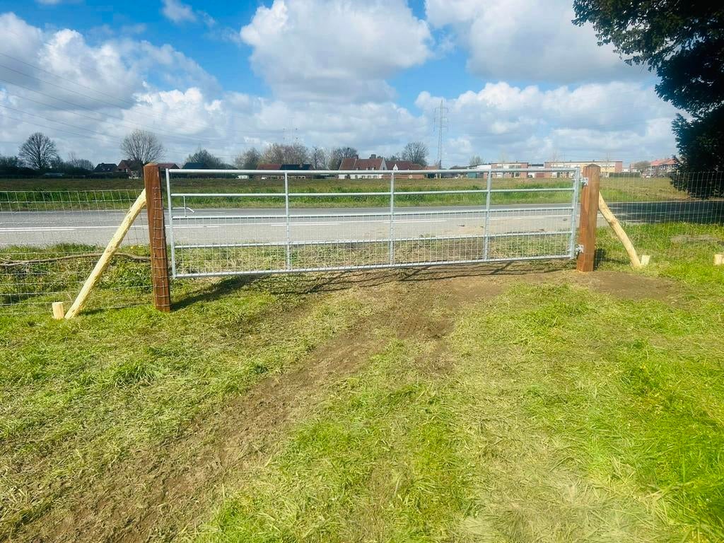 Stevige gegalvaniseerde weidepoorten – half gaas, Dieren en Toebehoren, Stalling en Weidegang, Weidegang, 4 paarden of pony's of meer