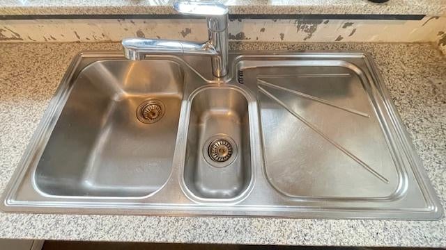Évier INOX avec robinet Grôhe extensible, Maison & Meubles, Enlèvement, Moins de 50 cm, Moins de 100 cm