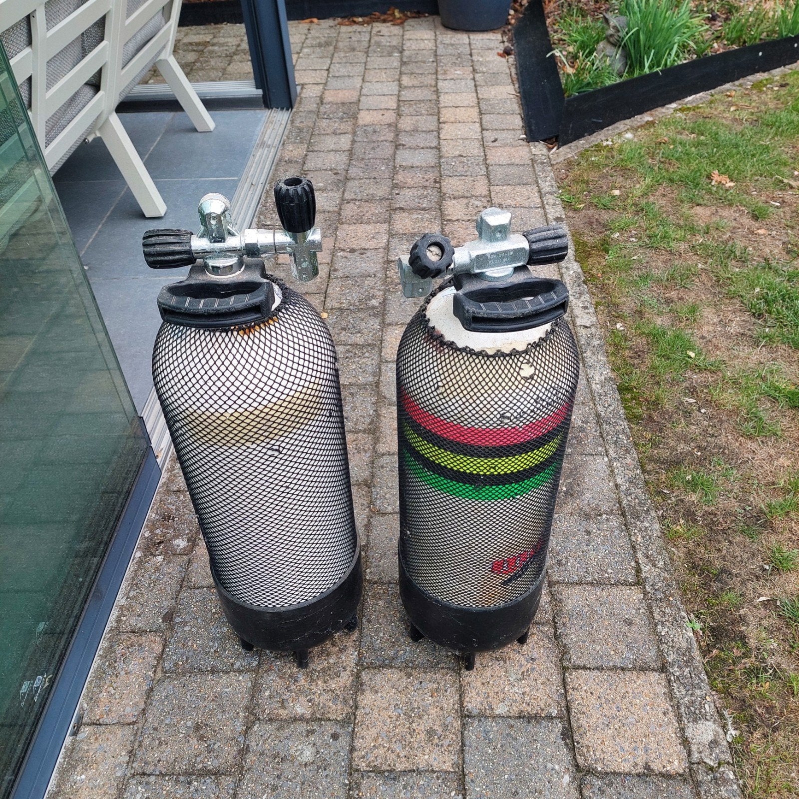 duikflessen 15 liter gekeurd tot 7/2026, Enlèvement