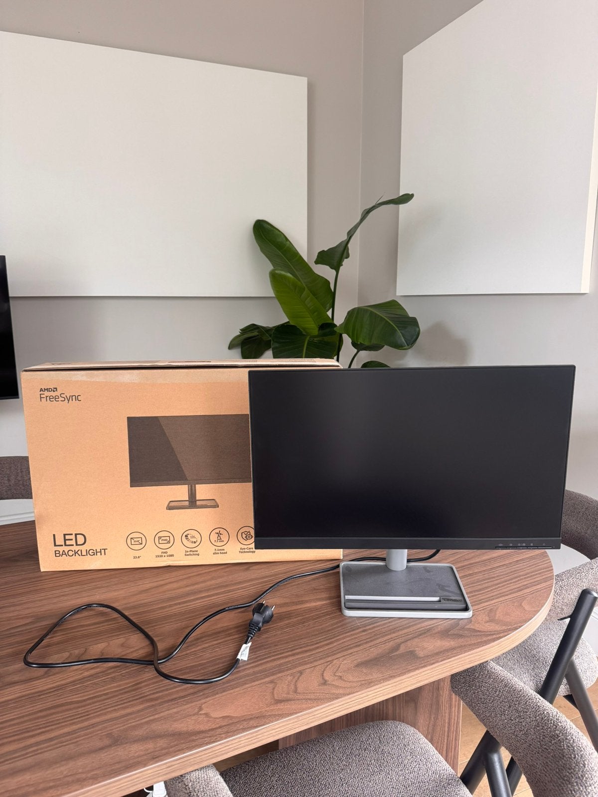 Computer monitor Lenovo, Computers en Software, Ophalen, Gebruikt