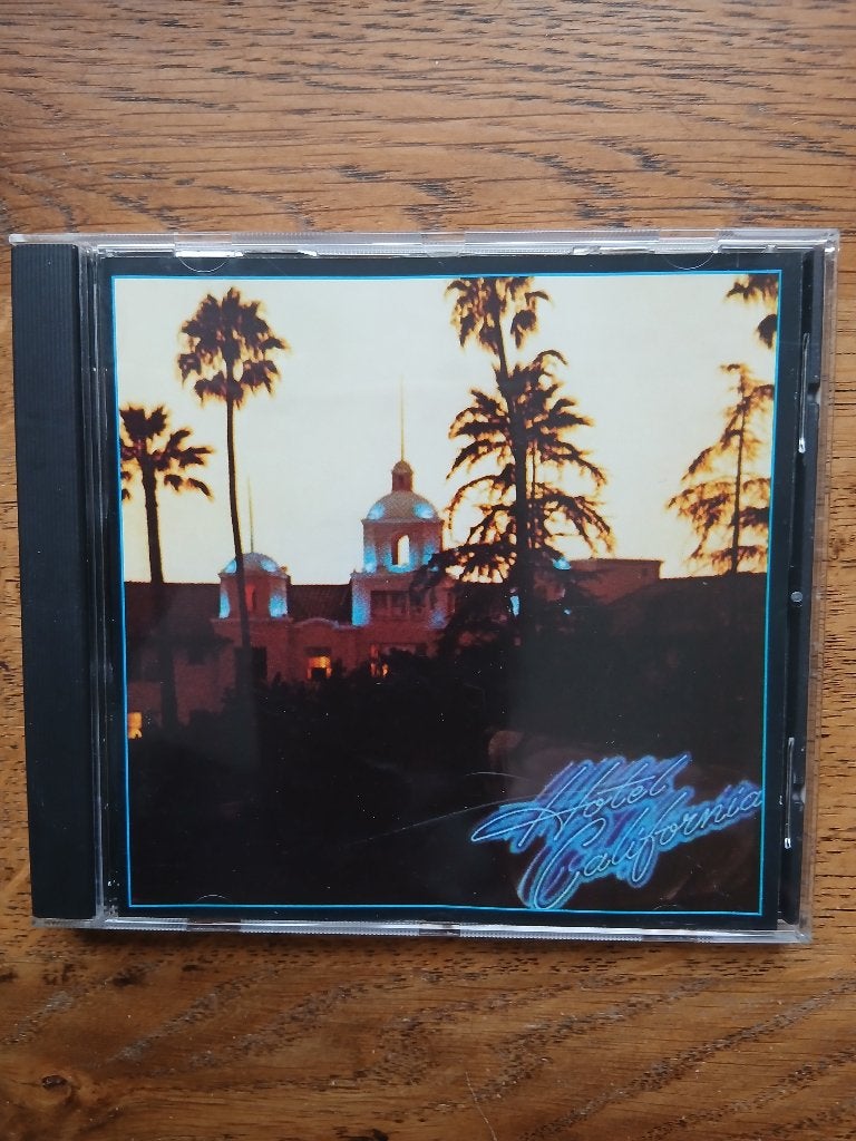 CD Eagles : Hotel California, Ophalen