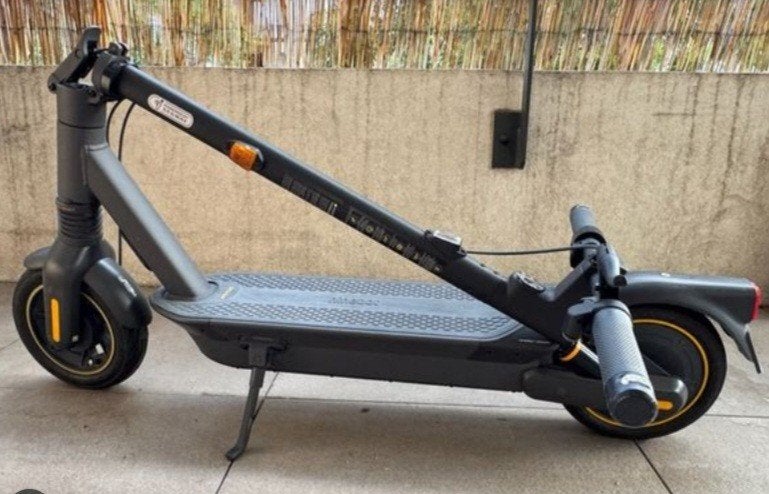 trotinette ninebot g2 max propre 360euro, Ophalen of Verzenden