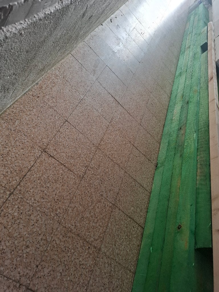 Hout balken, Neuf, 50 mm ou plus, Planche, Enlèvement
