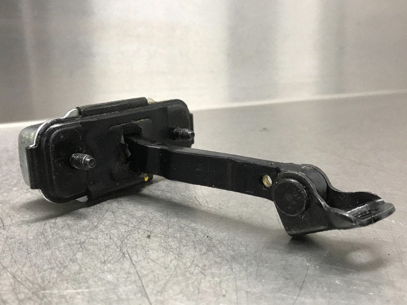 PORTIERVANGER RECHTS VOOR Hyundai iX20 (JC), Hyundai Motor Deutschland GmbH, Gebruikt, Kaiserleipromenade 5
63067  Offenbach am Main, DE