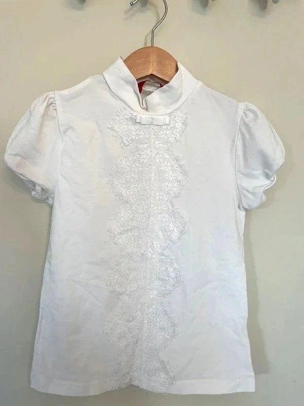 T-shirt pour fille, broderie, 134 cm, Enlèvement ou Envoi, Utilisé, Fille