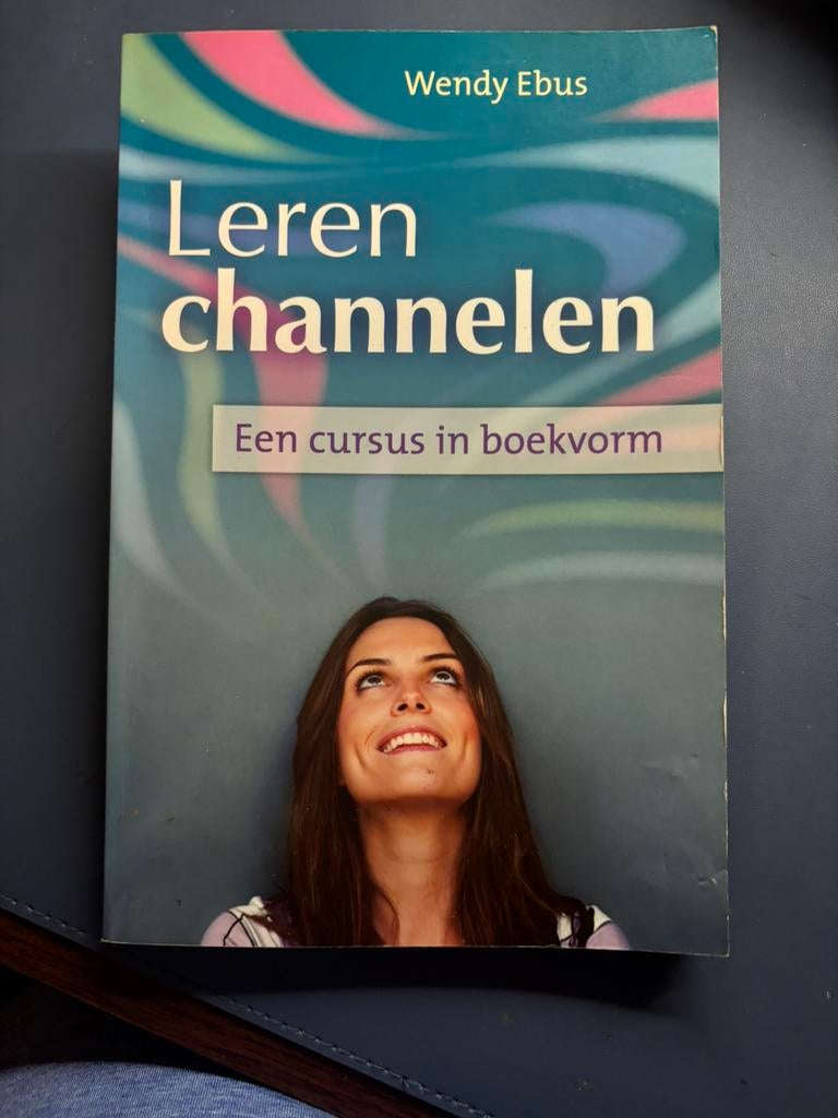 Leren channelen (cursus), Livres, Ésotérisme & Spiritualité, Enlèvement ou Envoi, Comme neuf, Spiritualité en général, Manuel d'instruction