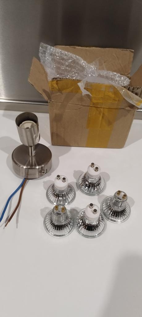 Set LED-lampen en -spots
De ledspots zijn nieuw, Huis en Inrichting, Ophalen of Verzenden, Led