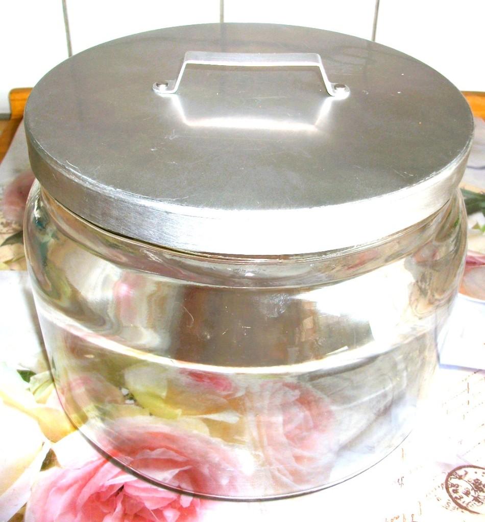 Te koop: Glazen ronde koekjes trommel, Huis en Inrichting, Keuken | Servies, Ophalen, Zo goed als nieuw, Glas, Glas of Glazen