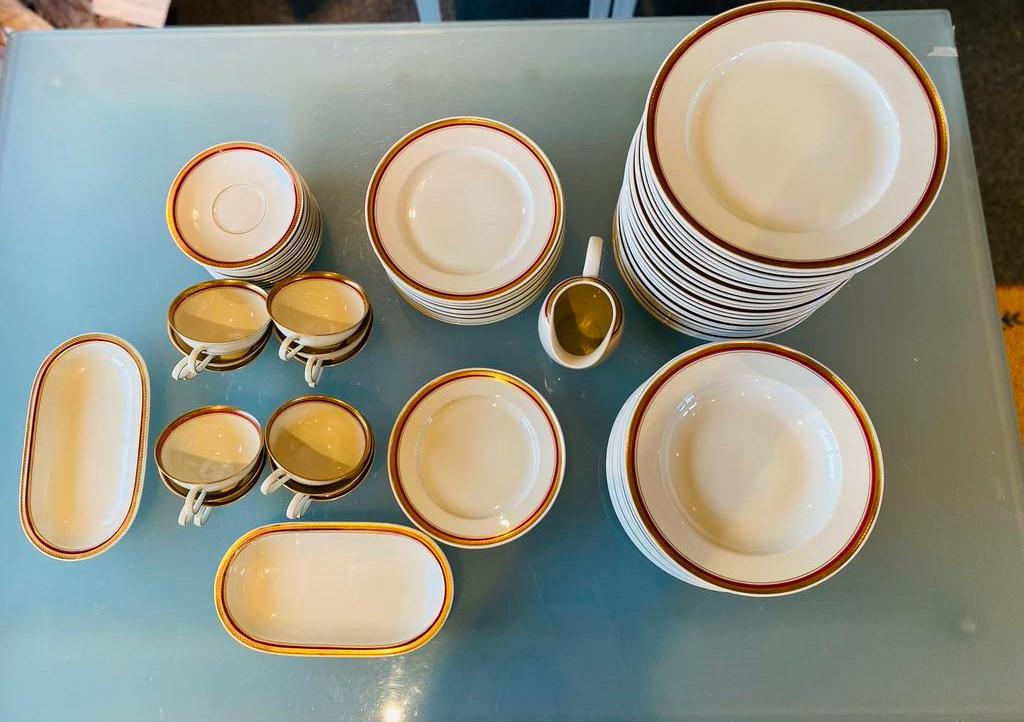 VINTAGE: vaisselle minimaliste (12 pers.) porcelaine ivoire, Enlèvement