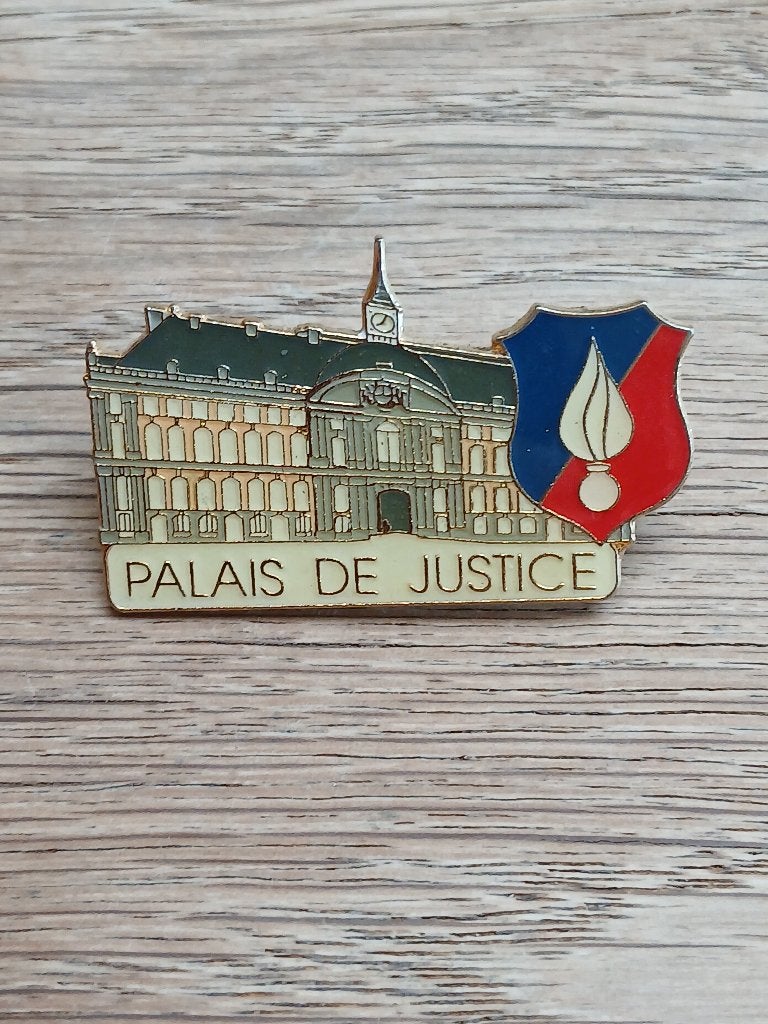 Insigne gp détachement palais de justice, Collections, Envoi