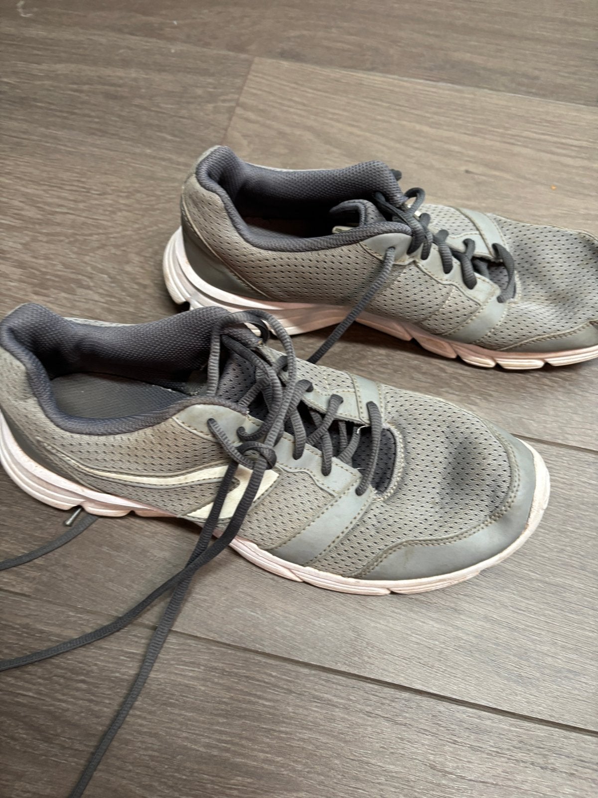 Chaussures de sport taille 44, Sports & Fitness, Enlèvement ou Envoi, Utilisé, Chaussures de course à pied