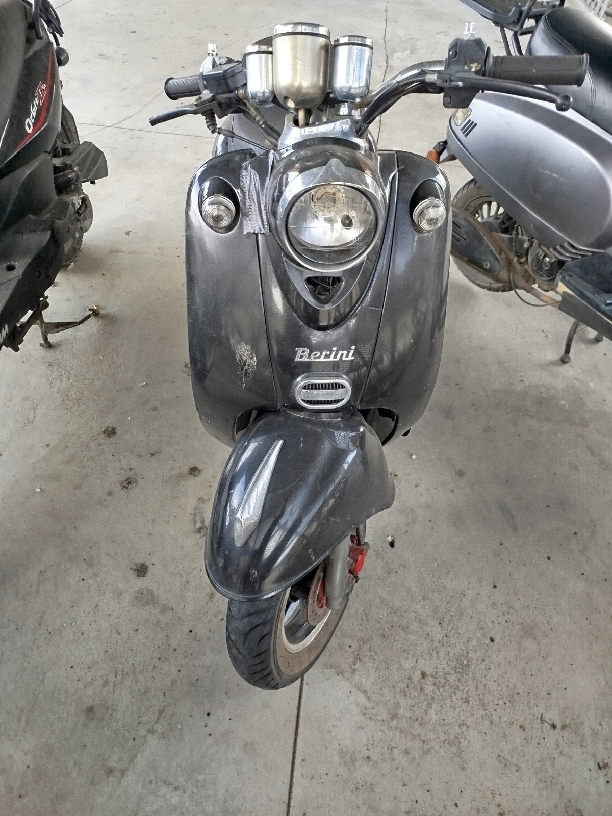 Trottinette Berini Retro 50cc - Défectueuse - Idéale pour, Enlèvement