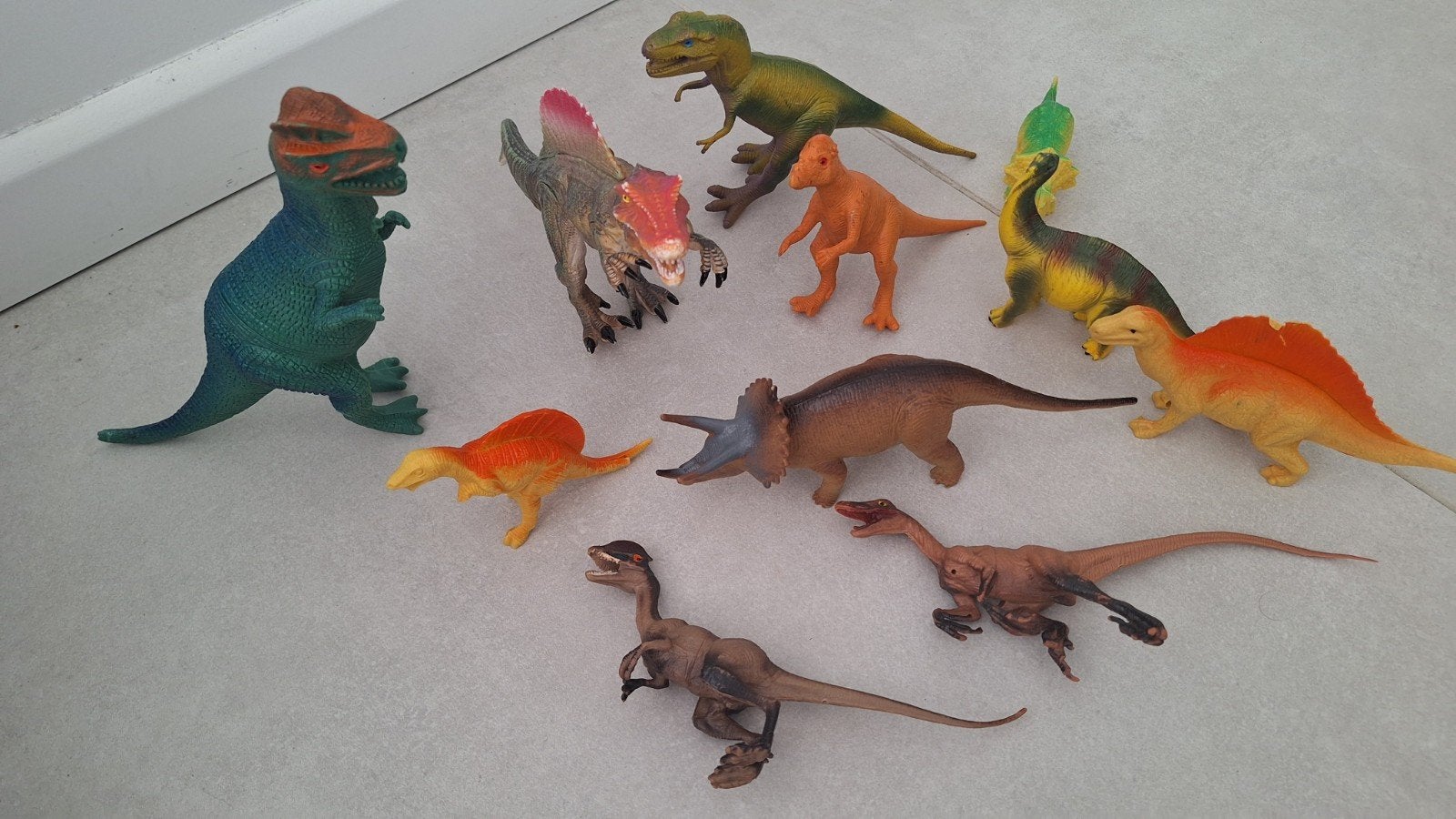 lot dino, Ophalen