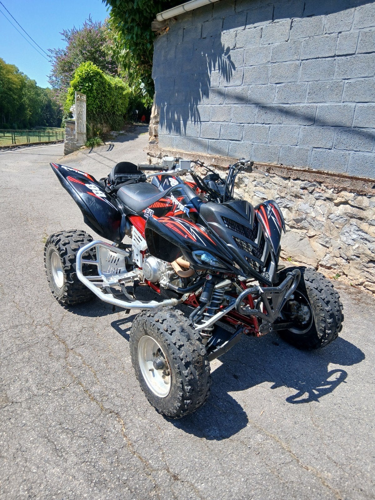Yamaha raptor 700, Motos