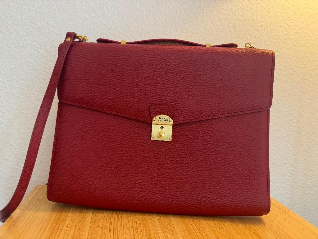 Le Tanneur actetas (rood), Handtassen en Accessoires, Ophalen, Zo goed als nieuw, Rood