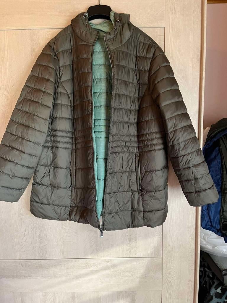 donsjasje groen c&a amper gedragen met kapje 50-52, Ophalen of Verzenden, Gedragen, Groen, Jas of Mantel