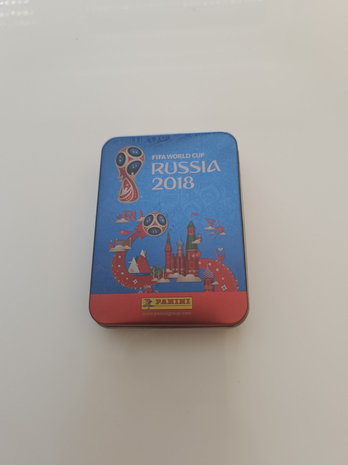 Tinnen verzameldoosje panini stickers WK2018 Russia, Enlèvement