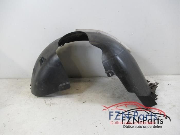 VW Golf 7 Modderkuip PVC Rechts-Voor Groot Deel (5G0805970C), Enlèvement ou Envoi, Utilisé