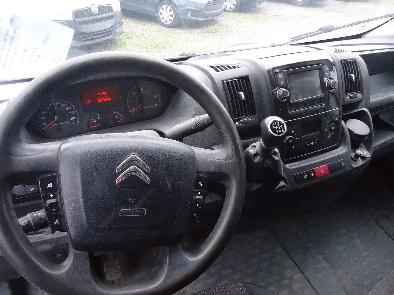 Citroën Jumper L3H2 ,2.2d,130 pk ,185 dkm ,vol onderhoud ,g, Auto's, Euro 5, Stof, Gebruikt, Zwart
