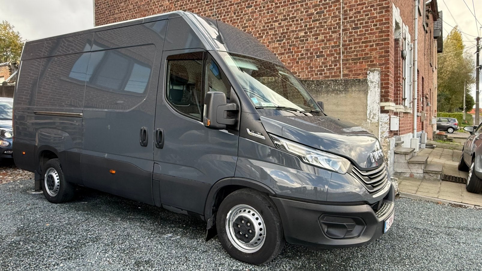 Iveco daily 35S18 hi-matic, Autos, Argent ou Gris, Euro 6, 5 portes, Diesel