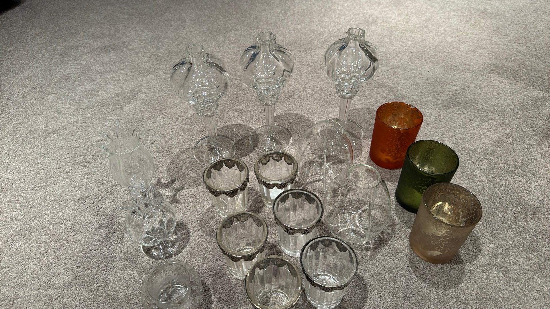 Ensemble d'objets de décoration, Bijoux, Sacs & Beauté, Bracelets à breloques, Enlèvement, Comme neuf