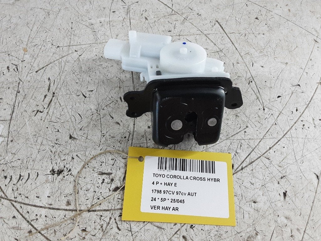 ACHTERKLEPSLOT Toyota Corolla Cross (01-2020/-) (T12T51), Gebruikt, Achterklep, Kundenbetreuung@toyota.de, Toyota
