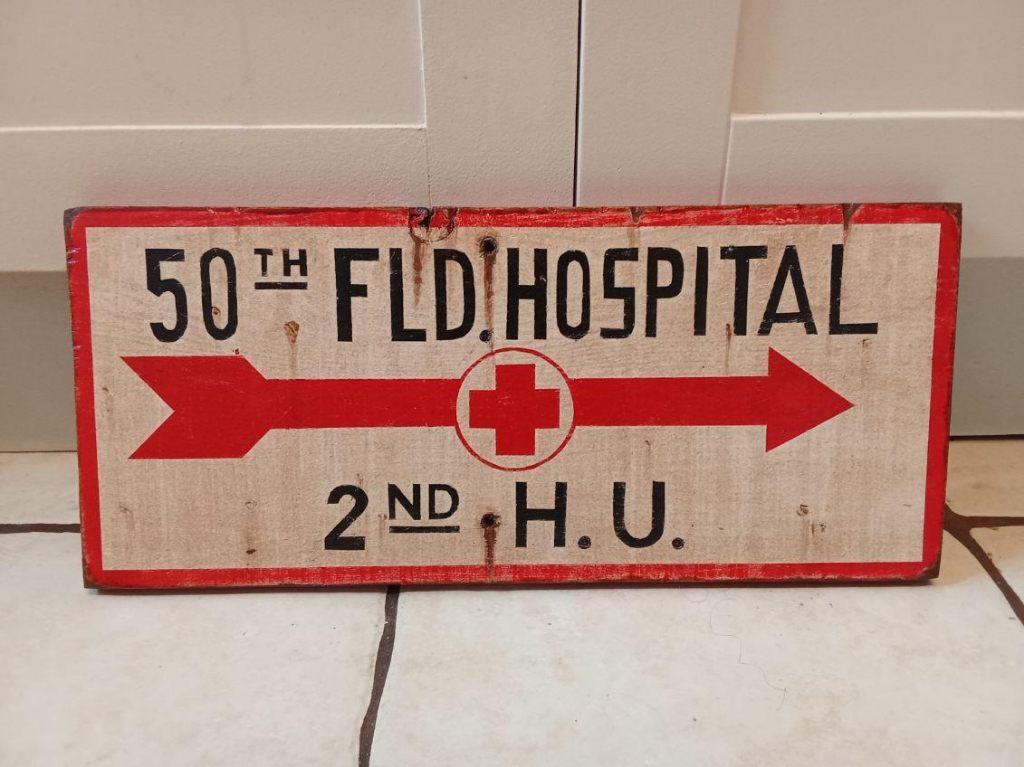 Panneau MEDIC WW2 : 50TH FLD. HOSPITAL - 2ND H.U., Collections, Objets militaires | Seconde Guerre mondiale, Enlèvement ou Envoi