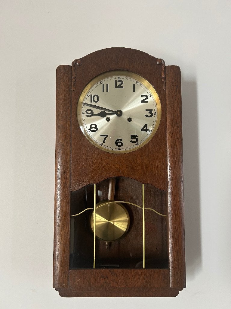 Wandklok 100 jaar oud, Antiek en Kunst, Ophalen