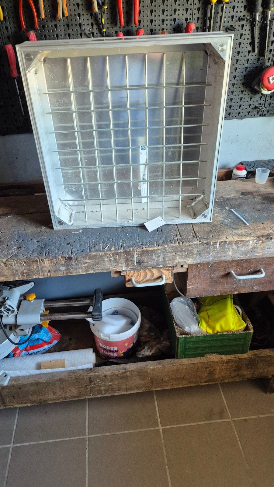 een splinternieuwe putdeksel 50op50, Doe-het-zelf en Bouw, Ophalen, Nieuw