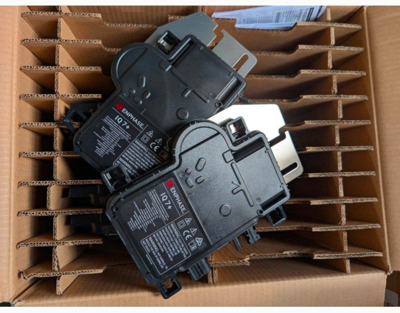 Nieuwe Enphase Iq7+ micro omvormers, Enlèvement ou Envoi, Neuf, Collecteur