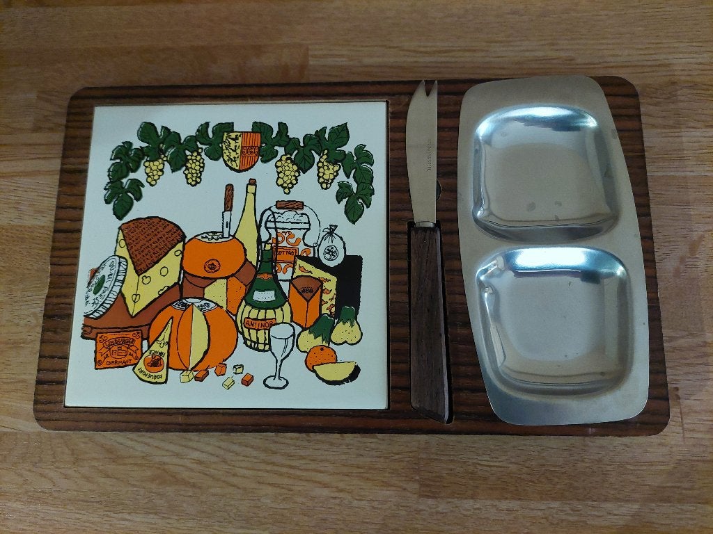 Assiette à fromage avec couteau et plat - vintage, Enlèvement ou Envoi, Autres marques, Comme neuf, Bois