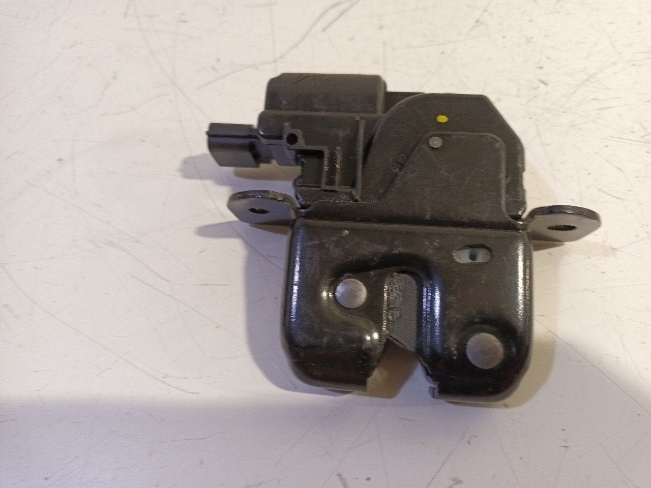 Slot mechaniek kofferdeksel achterklep elektrisch Renault Ca, Autos : Pièces & Accessoires, Carrosserie & Tôlerie, Onderdelen@venauto.nl