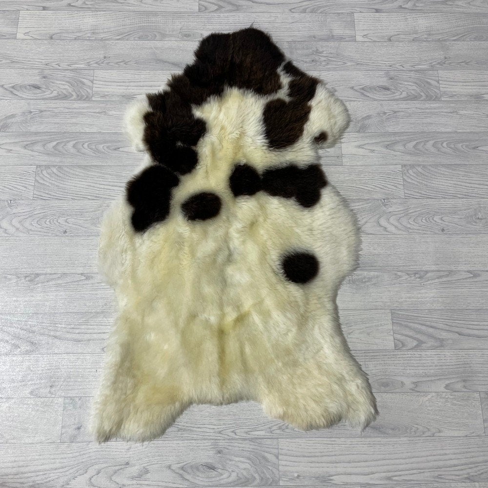 Schapenvacht hond en kat bruin creme 105x65cm | Lederstore, Autres marques, Enlèvement ou Envoi, Neuf, Autres types