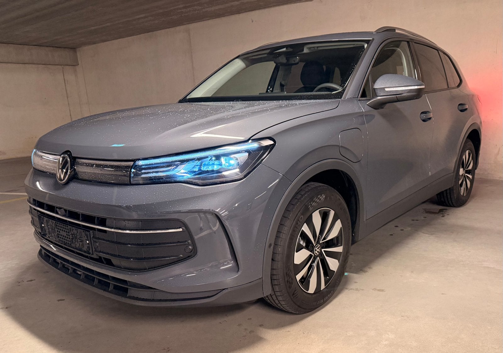 Volkswagen Tiguan eTSI 1,5 Hybride/Benzine trekhaak 360 cam, Dealer onderhouden, Stof, 1498 cc, 4 cilinders