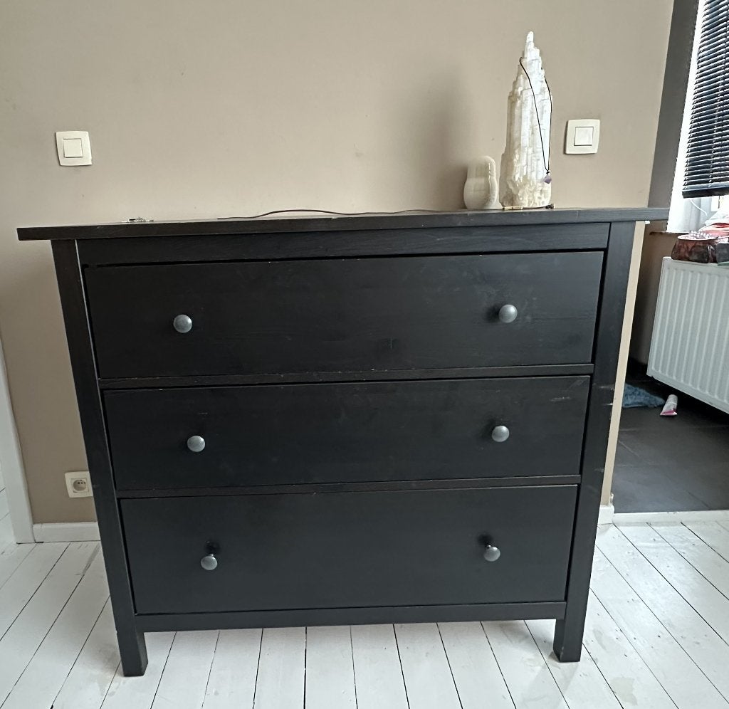 Armoir noir IKEA, Maison & Meubles, 3 ou 4 tiroirs, 100 à 150 cm, Enlèvement, Utilisé