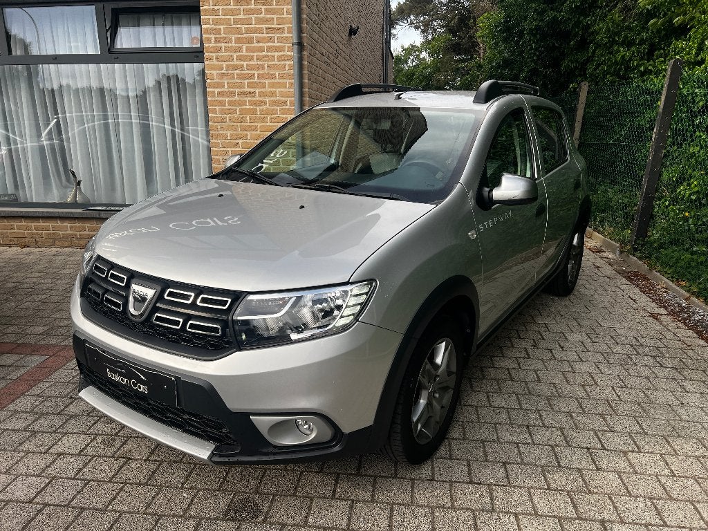 DACIA SANDERO STEPWAY 0.9/M2017/27.000KM/AUTOMAAT/GARANTIE, Auto's, Automaat, Stof, Luifel, Bedrijf
