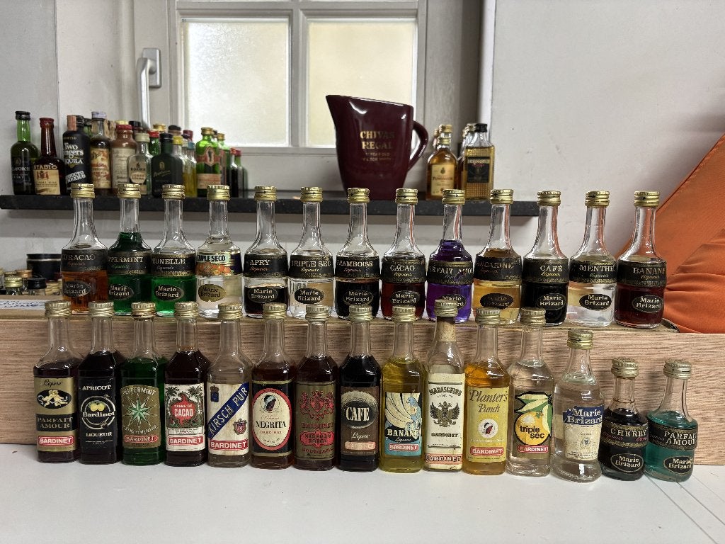 Lot van 28 Vintage Franse Likeuren, Enlèvement ou Envoi, Utilisé