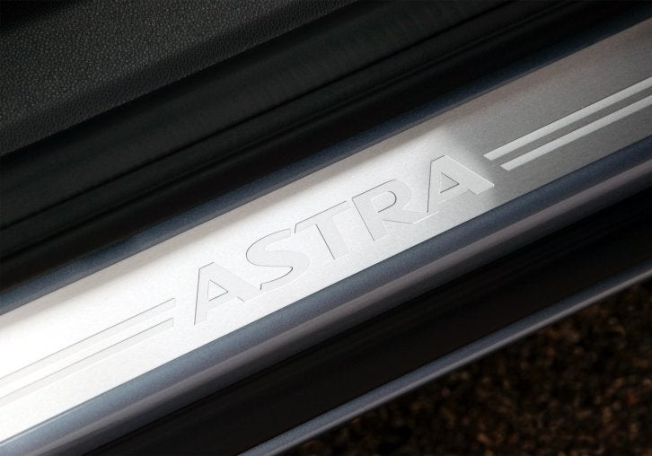 Nieuwe originele instaplijsten voor diverse Opel modellen!