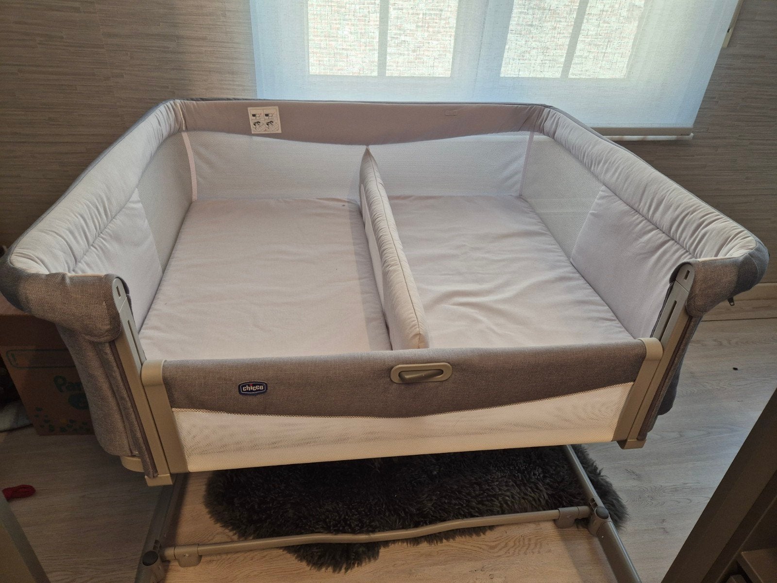 Chicco Next2me Co-Sleeper Twins Grijs, Kinderen en Baby's, Ophalen, Zo goed als nieuw, Minder dan 140 cm, 85 tot 100 cm