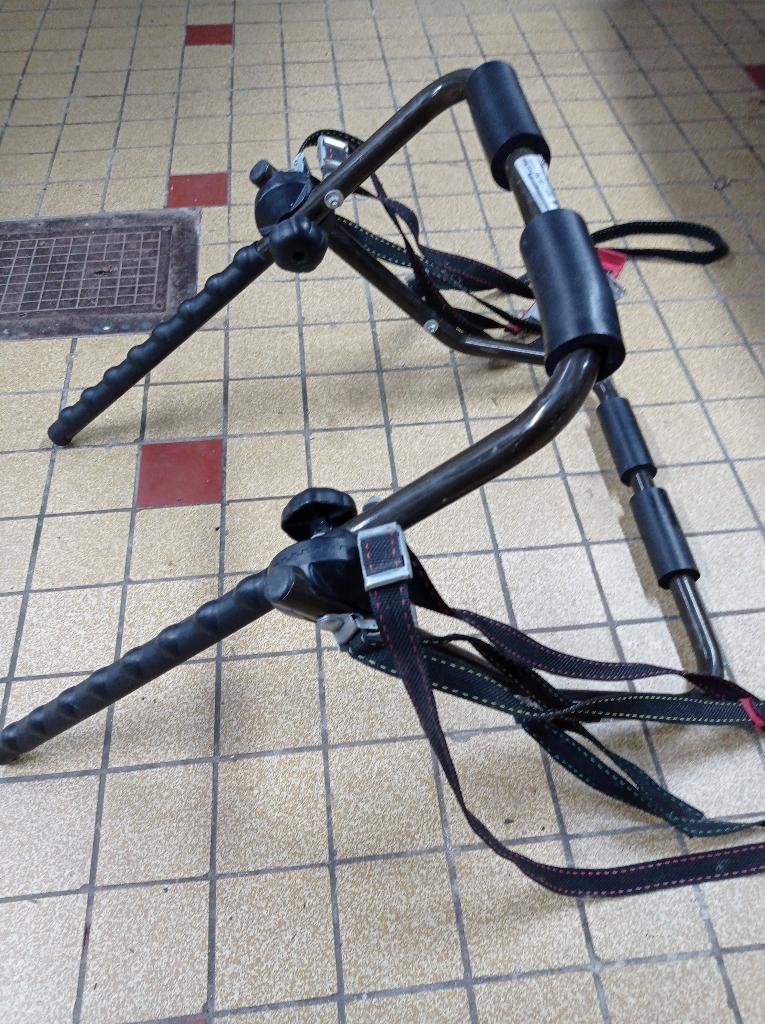 Porte vélos, Enlèvement, 2 vélos, Utilisé