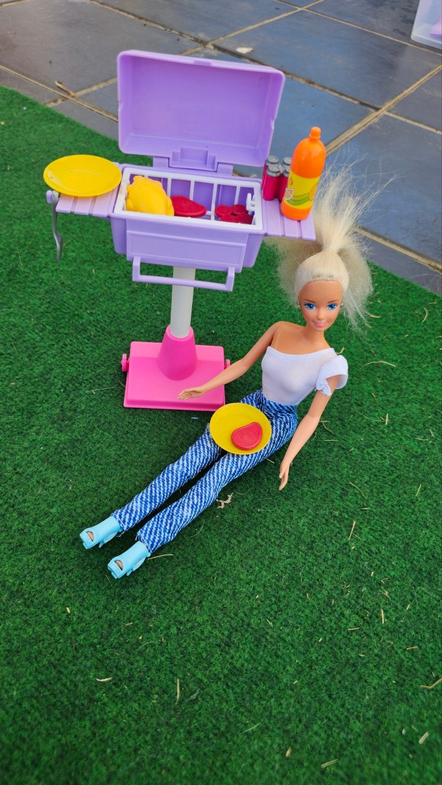 barbie barbecue set, Enlèvement
