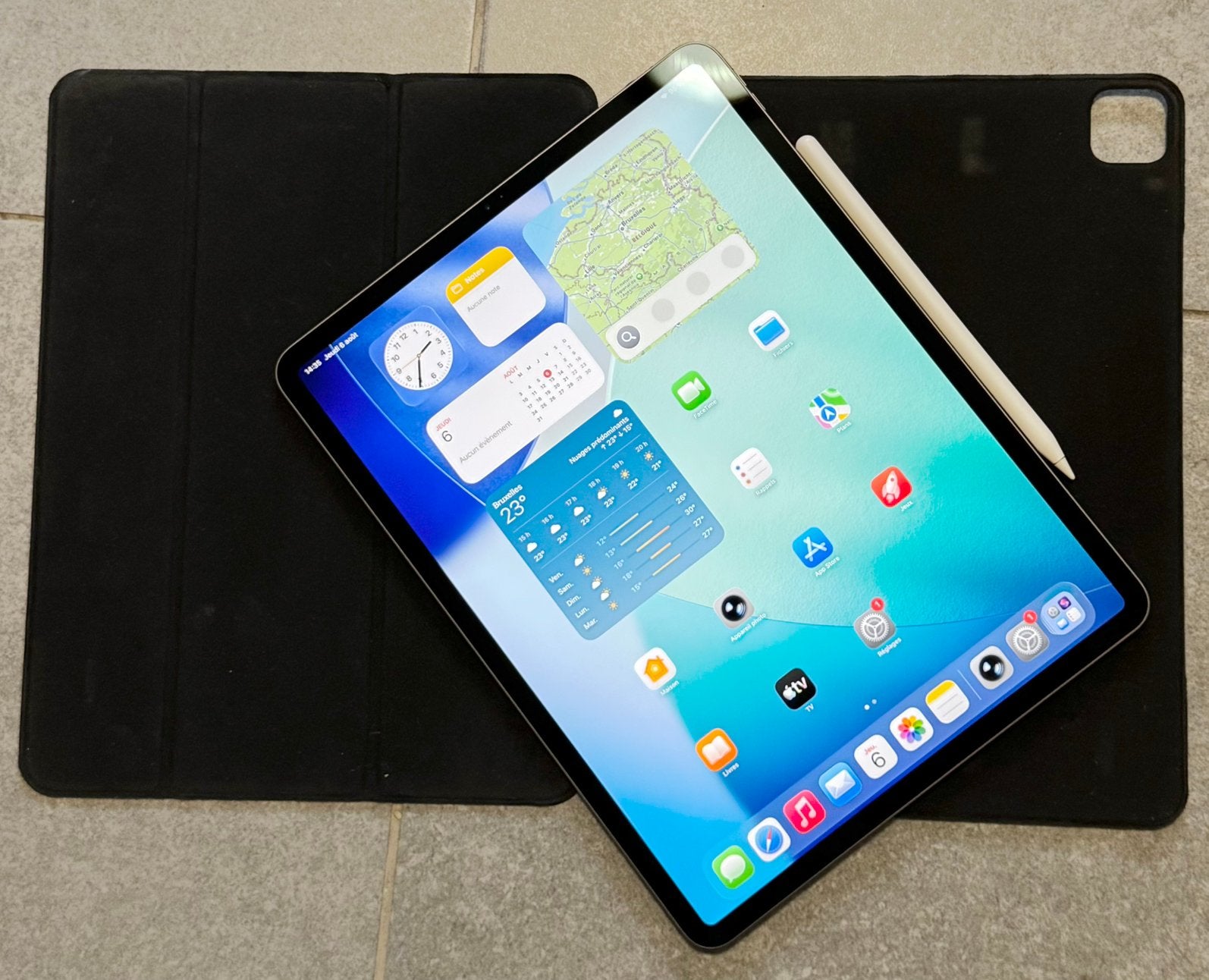 iPad Pro 12.9 Apple Pencil 2 Hoes, Computers en Software, Ophalen, Zo goed als nieuw